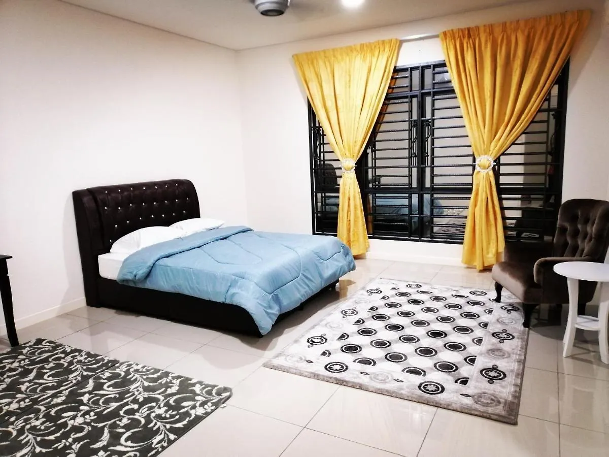 Holiday home A&D Home-Stay @Kota Warisan, Sepang