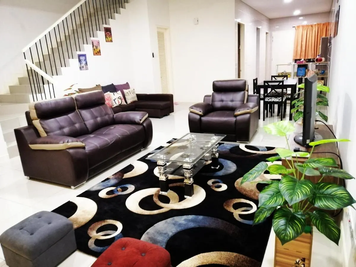 Holiday home A&D Home-Stay @Kota Warisan, Sepang Malaysia